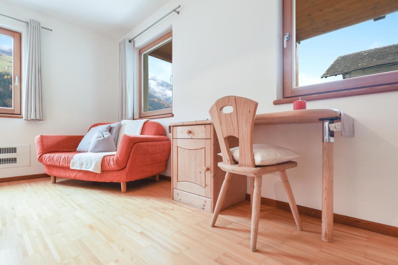 Kelderer Hof - Appartment Meran San Martino In Passiria  Kültér fotó